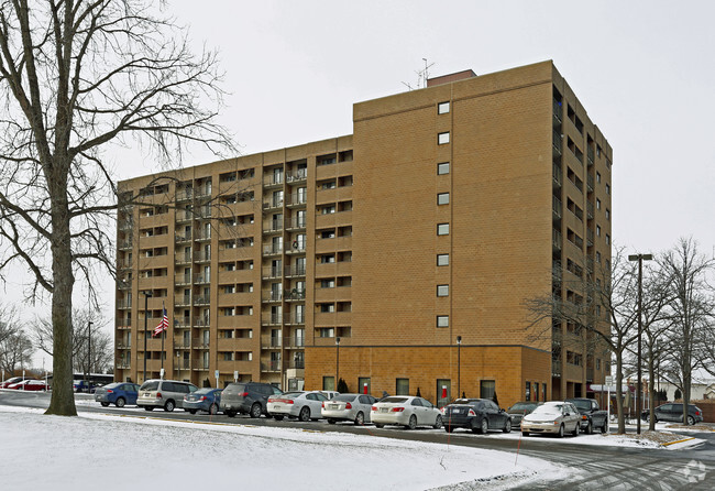 Primary Photo - Deaconess Tower Rental