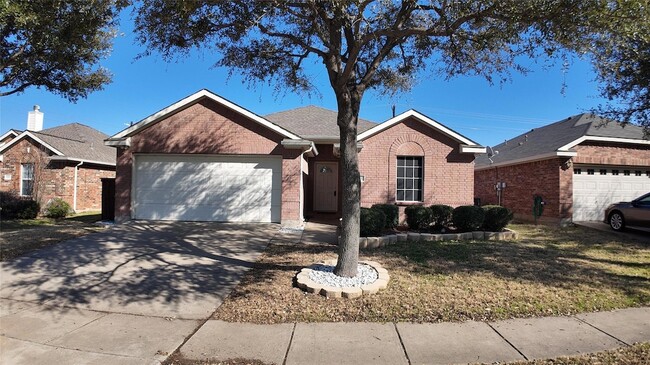 Photo - 901 Lone Pine Dr Rental