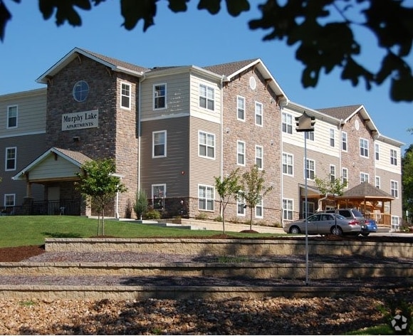 Primary Photo - Murphy Lake Apartments