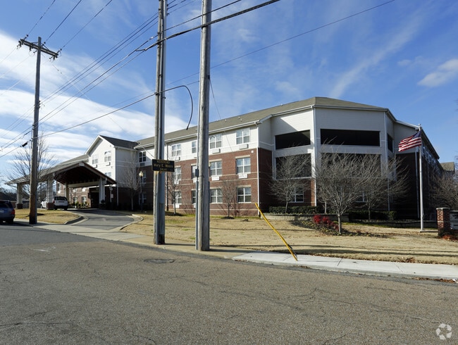 Building Photo - Latham Terrace Rental
