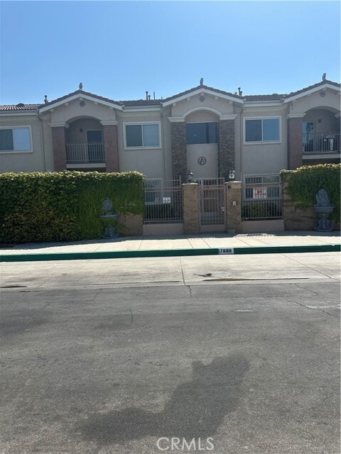 Building Photo - 17888 Alburtis Ave Rental
