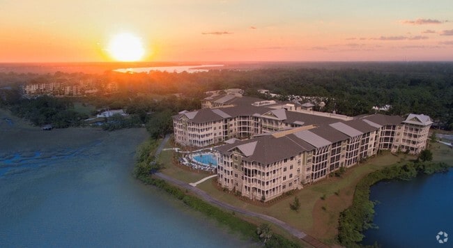 Building Photo - WaterWalk at Shelter Cove Towne Centre Rental