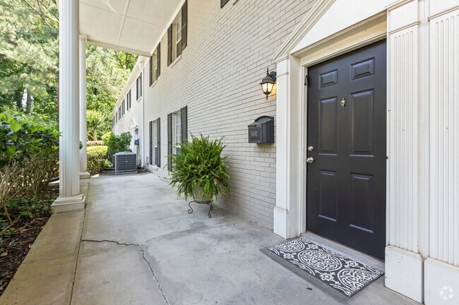 Building Photo - 3691 Essex Ave Rental