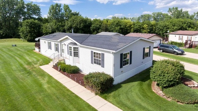 Photo - Maple Brook Apartments