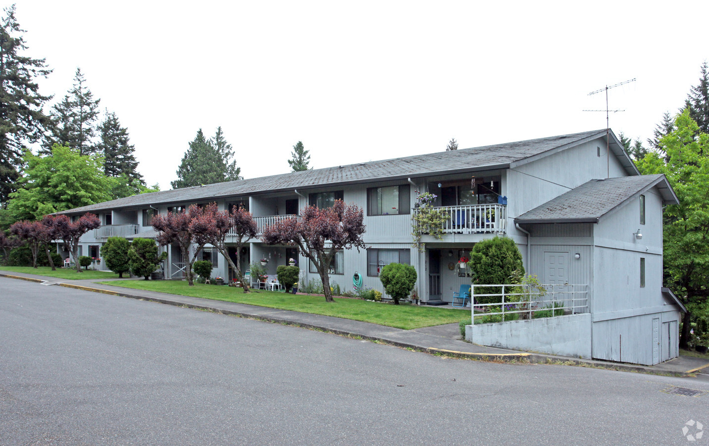 Colvos Terrace - Colvos Terrace Apartments