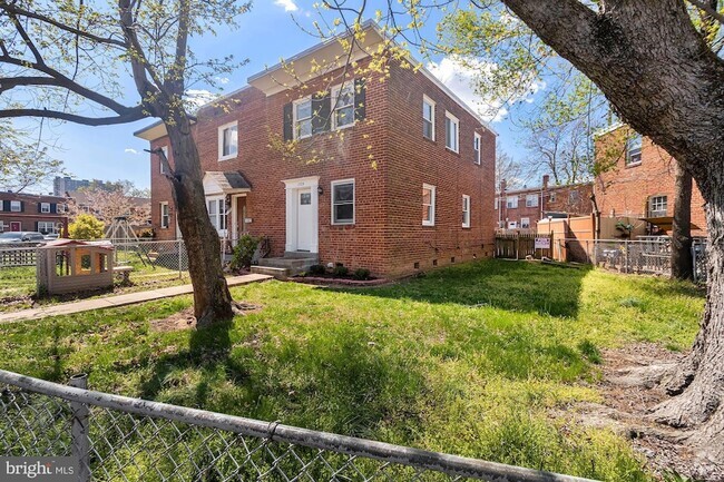 Building Photo - 3724 Mark Dr Rental