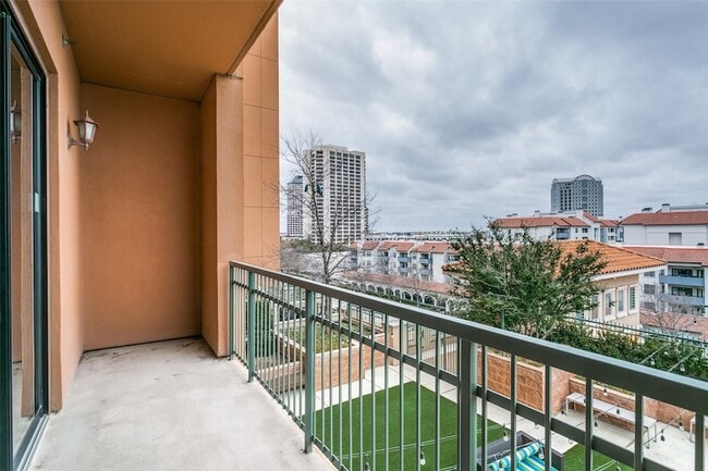 Photo - 330 Las Colinas Blvd E Unit 708 Condo
