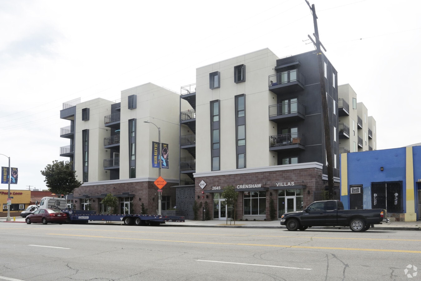 Photo - Crenshaw Villas Apartments