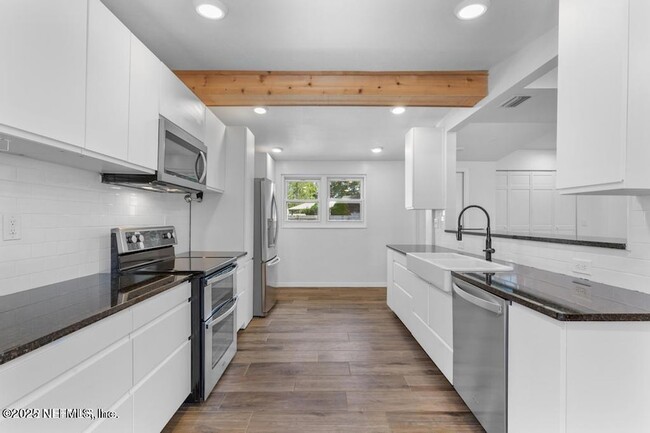 Photo - 1719 Latour Pl Rental