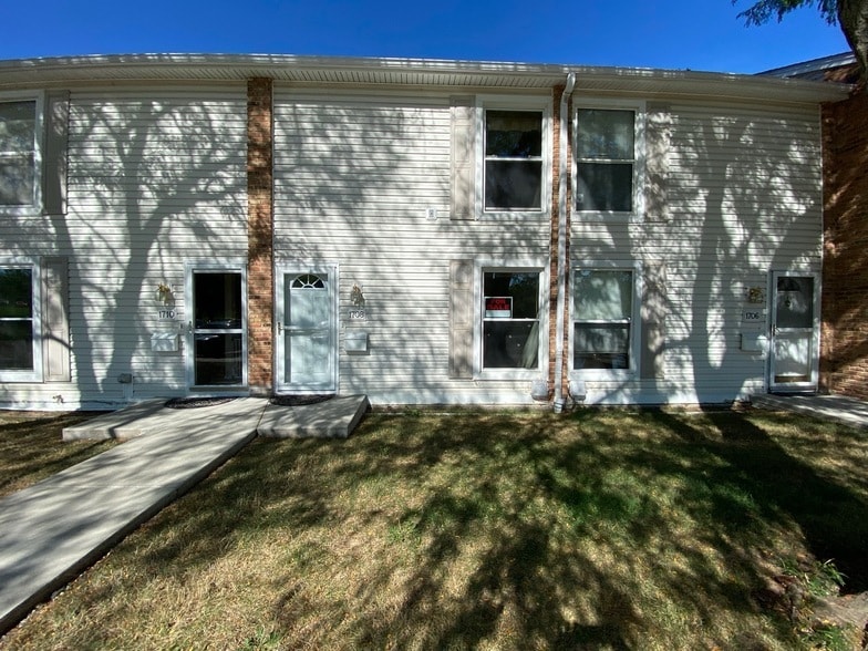 Photo - 1708 Ardwick Dr Townhome