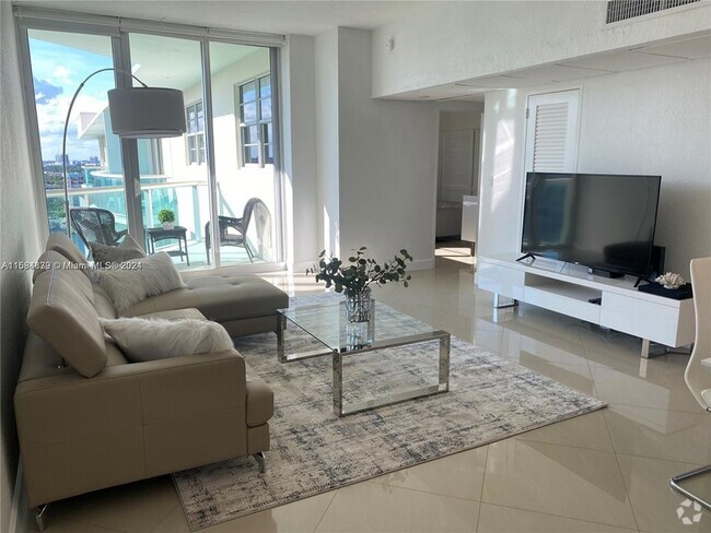 Building Photo - 3801 S Ocean Dr Rental