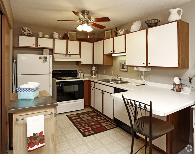 Kitchen - Eastwood Village Senior Townhomes