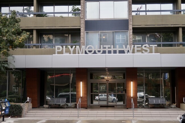 Building Photo - Plymouth West Apartments (Senior 62+)
