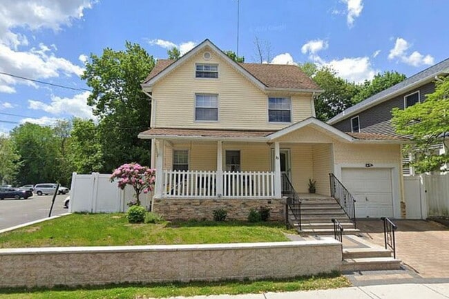Building Photo - 15 Terrace Ave Rental