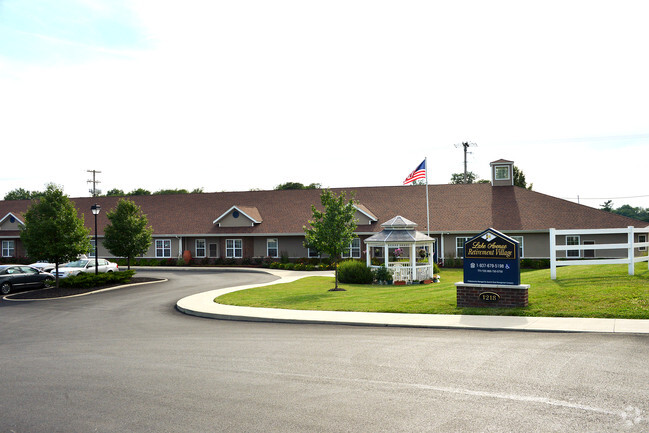 Building Photo - Lake Avenue Retirement Village Rental