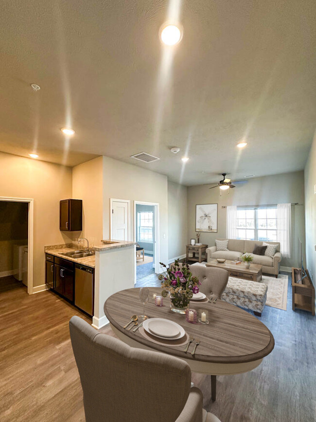 Founders Ridge - Founders Ridge Apartments