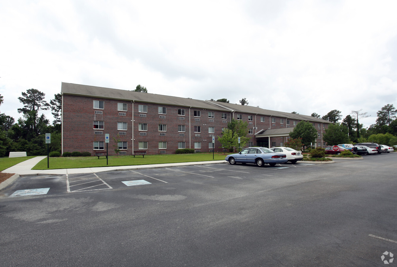 Photo - AHEPA 408 Senior Apartments