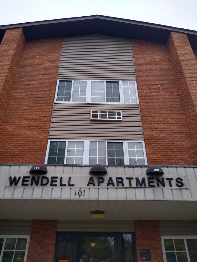 Building Photo - Wendell Apartments