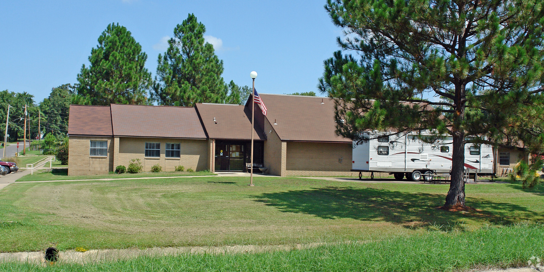 Whispering Pines - Whispering Pines Apartments