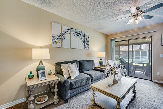 Model Apartment - Wyndham Lakes - 55+ Active Adult Community Apartments