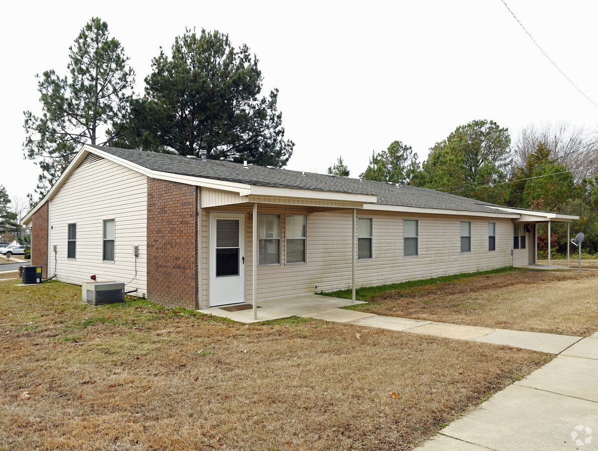 Rolling Hills Apartments Olive Branch, Mississippi 0 unit available