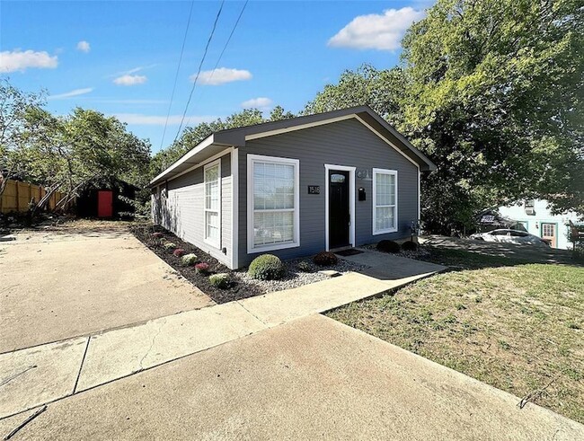 Photo - 1518 Walmsley Ave Rental
