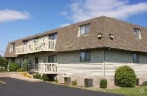 Building Photo - Countryside Apartments