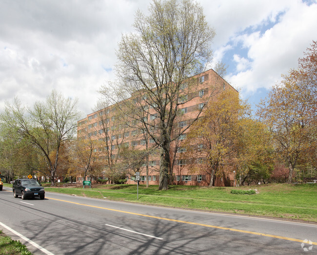 Newfield Towers - Newfield Towers Apartments