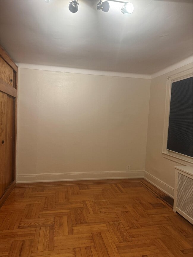 Photo - 187-24 Wexford Terrace Apartment