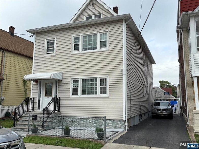 Photo - 107 Division Ave Rental