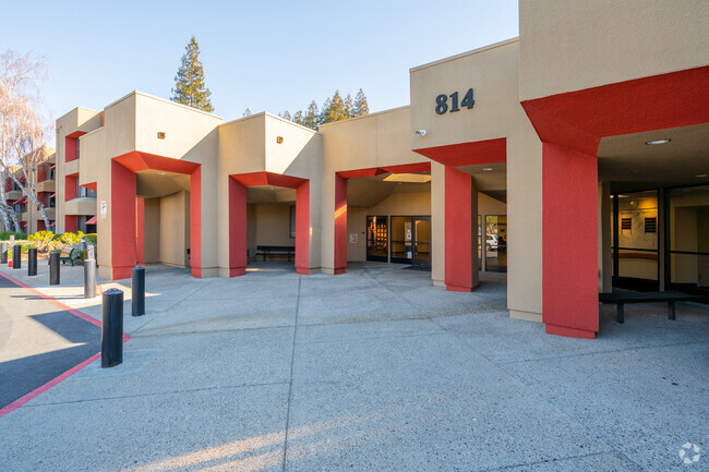 Building Photo - Redwood Seniors of Willow Glen - 55+ Rental