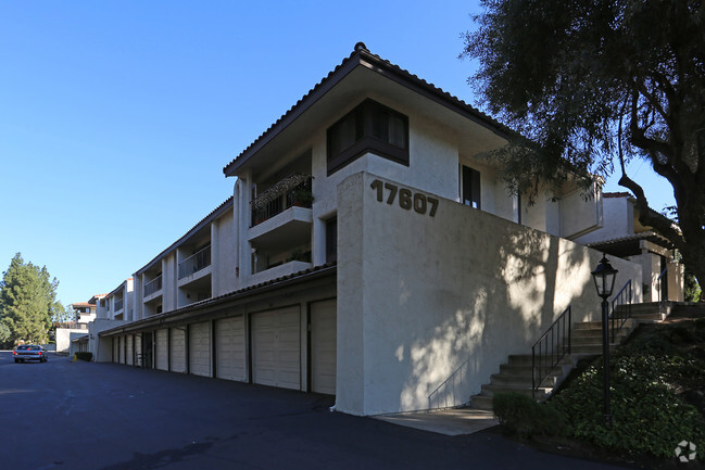 Photo - Oaks North Village Apartments