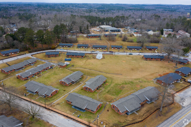 Building Photo - Legacy at Walton Trail Rental