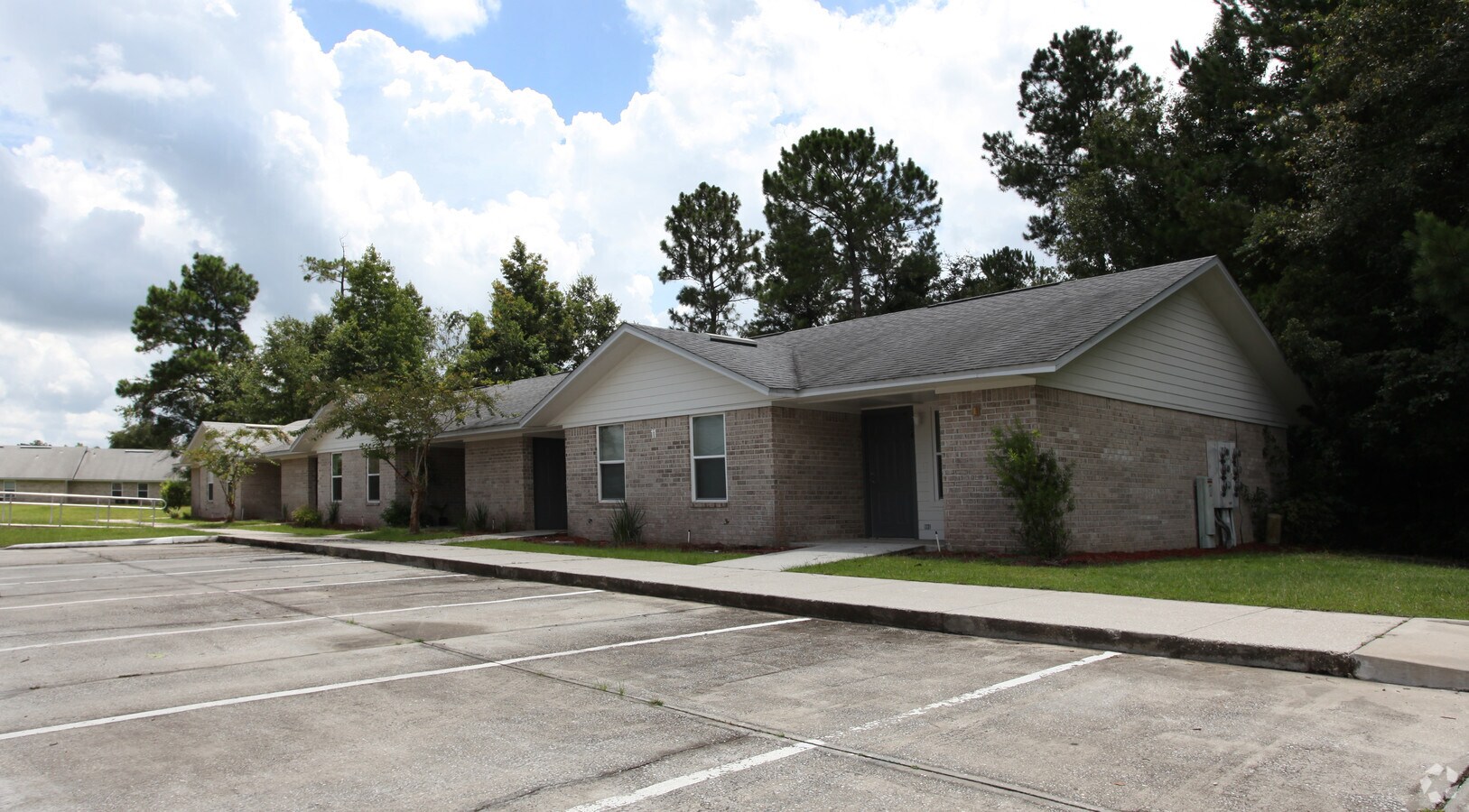 Briarwood Apartments Ph II Middleburg, Florida 0 unit available