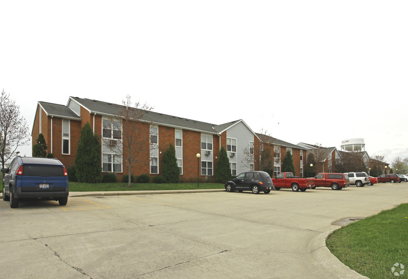 Photo - Huron Manor Apartments