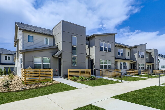 Building Photo - Canvas at Gateway Rental