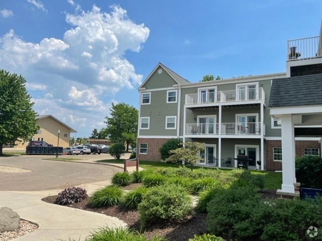 Building Photo - Waunakee Country View Rental