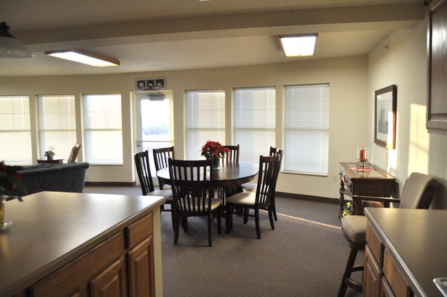 Photo - Boulder Ridge Apartments