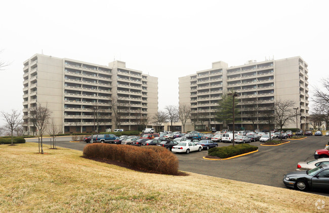 Fort Lincoln Senior Village - Fort Lincoln Senior Village Apartments