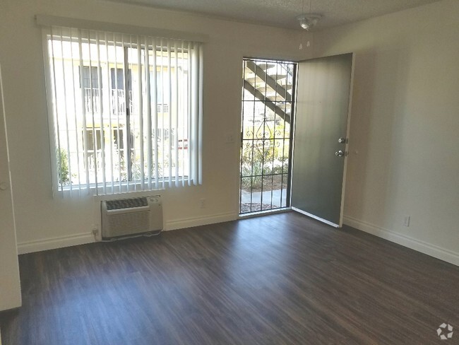 Living Room - Rockcrest Villas Senior Apartments