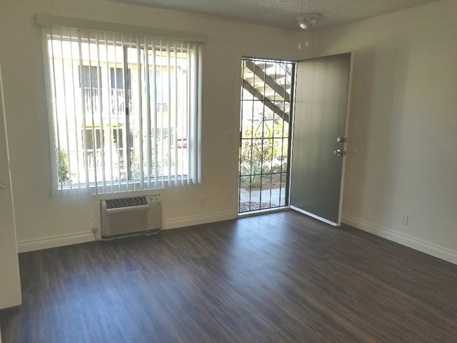 Living Room - Rockcrest Villas Senior Apartments