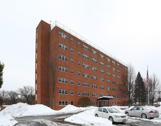 Photo - Colonial Apartments I & II