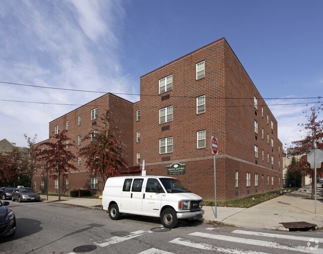 Primary Photo - Simpson Mid-Town Rental