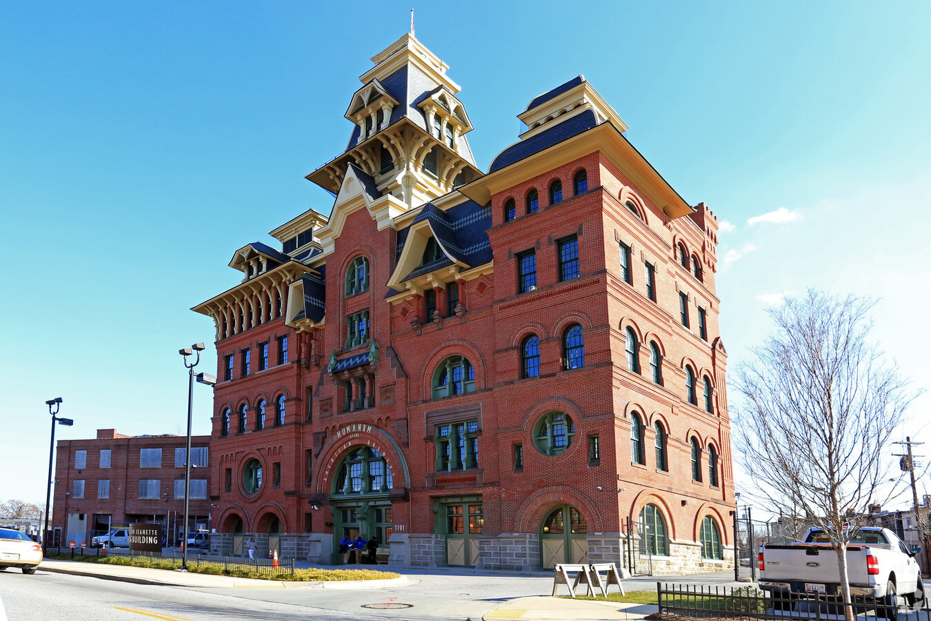 Primary Photo - 1700 N Gay St Apartments