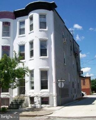Photo - 2504 St Paul St Townhome