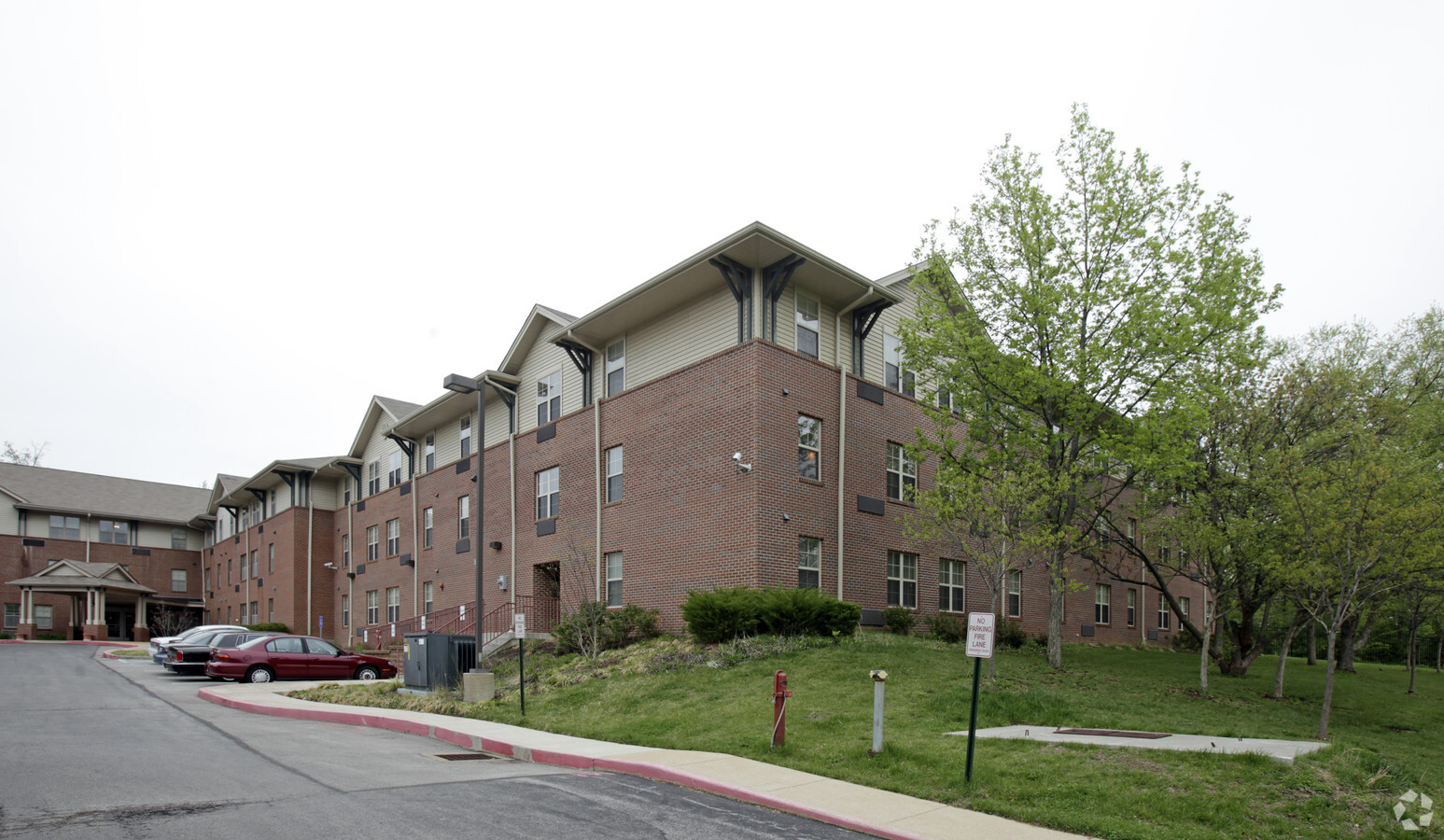 Photo - Rose Hill House II Apartments