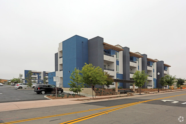 Building Photo - Fairbanks Terrace Rental