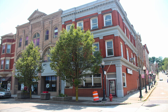 Building Photo - Fifth Street Place Apartments