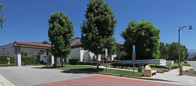 Building Photo - 1171 Rancho Pky Rental