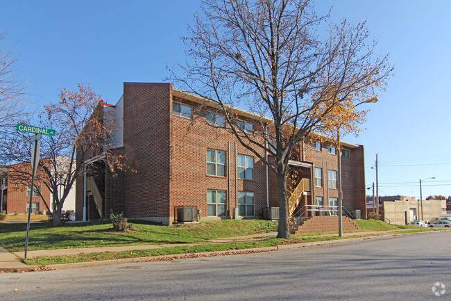 Primary Photo - 618 N Cardinal Ave Rental